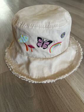 A-Lab Cottagecore Embroidered Bucket Hat Beige Canvas Fringe Frayed Trim Boho